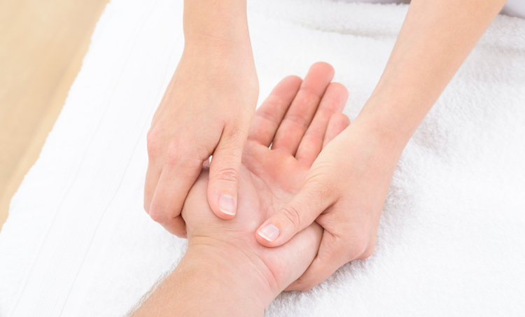 Meta-analyse: is reflexologie gunstig voor mentale gezondheid van
kankerpatiënten?